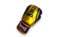 Боксерские перчатки Twins Special FBGV-TW4 Gold Black 12 oz Боксерские перчатки Twins Special FBGV-TW4 Gold Black 12 oz