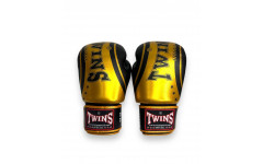Боксерские перчатки Twins Special FBGV-TW4 Gold Black 16 oz Боксерские перчатки Twins Special FBGV-TW4 Gold Black 16 oz