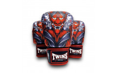 Боксерские перчатки Twins FBGVL3-58 (Кабуки) red 16 oz Боксерские перчатки Twins FBGVL3-58 (Кабуки) red 16 oz